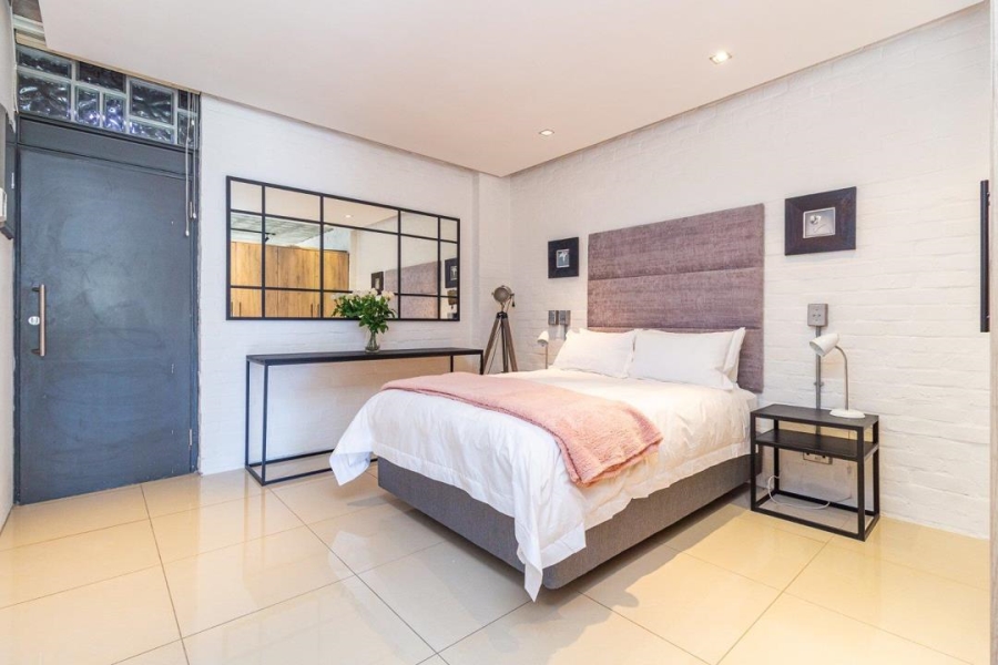 1 Bedroom Property for Sale in De Waterkant Western Cape